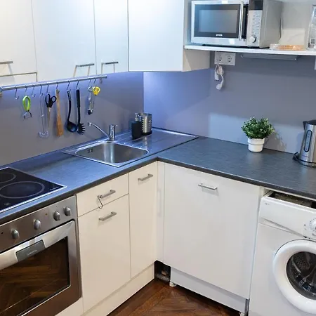 Bright & Shine Apartmán