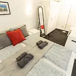 Apartment Bright & Shine *